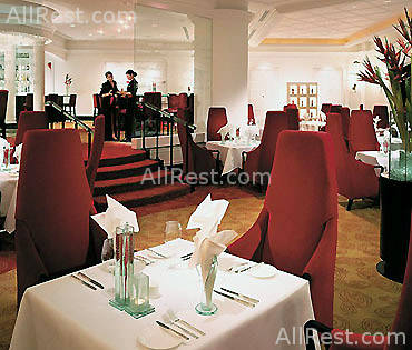 Makati Shangri-La Hotel 8